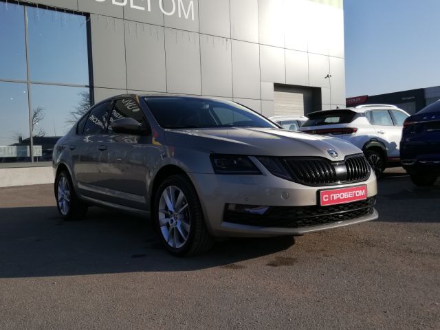 Купить б/у Skoda Octavia, 2017 год, 180 л.с. в Абакане